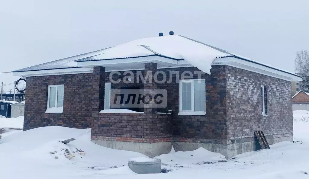 Дом в Башкортостан, Иглинский сельсовет, с. Иглино ул. Ворошилова (105 ... - Фото 1