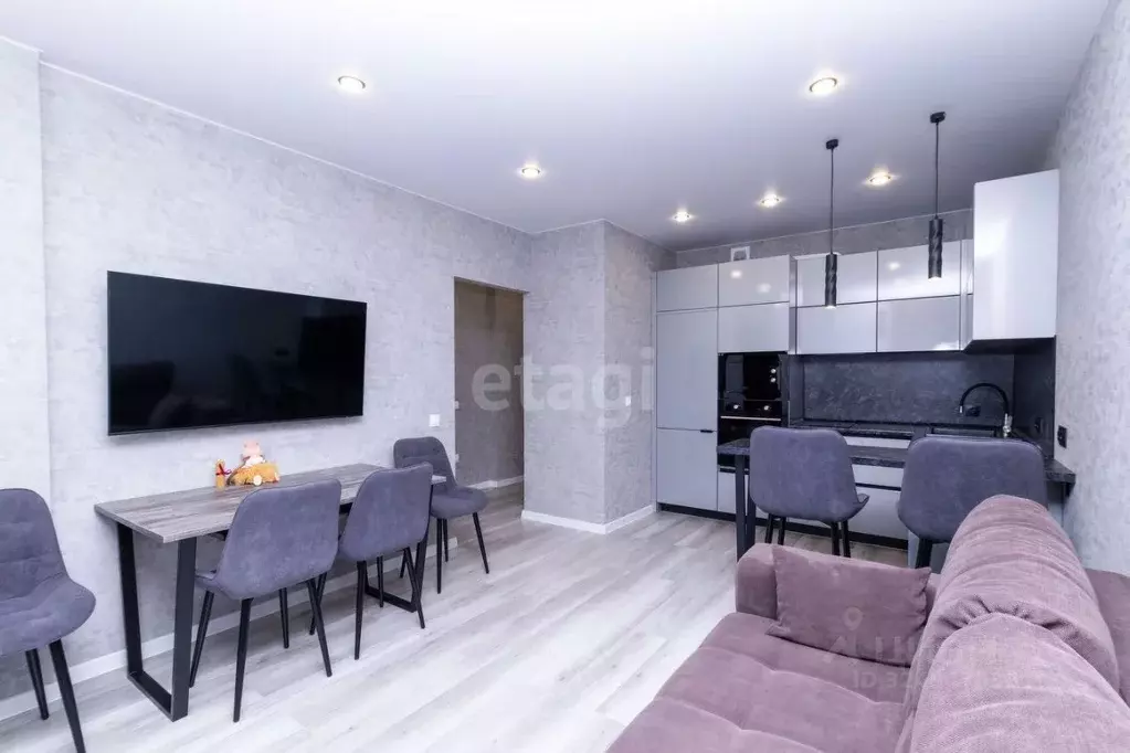 1-к кв. Тюменская область, Тюмень ул. Павла Никольского, 10 (38.4 м) - Фото 1