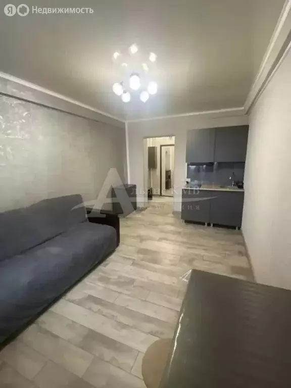 1-комнатная квартира: Ессентуки, улица Балахонова, 27 (20 м) - Фото 1