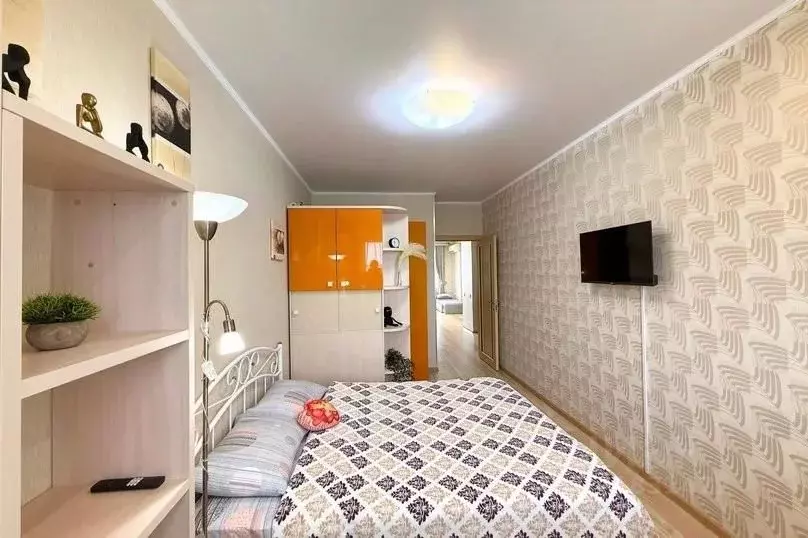 2-к кв. Калужская область, Калуга ул. Кибальчича, 30 (67.0 м) - Фото 2