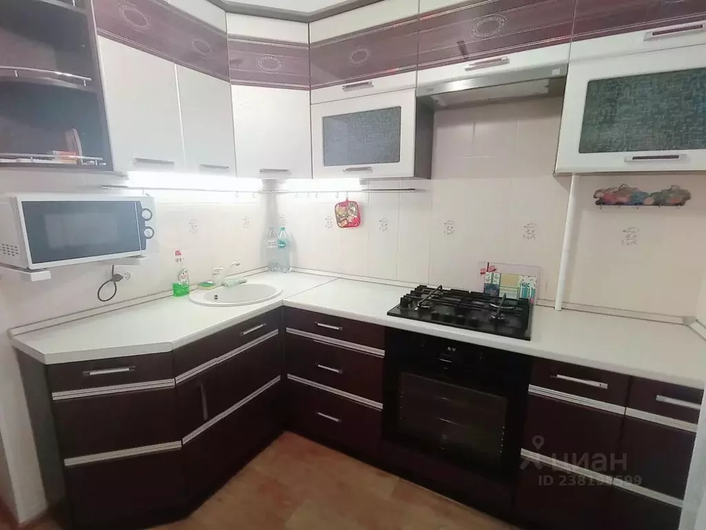 2-к кв. Оренбургская область, Оренбург Новая ул., 10/3 (50.0 м) - Фото 1