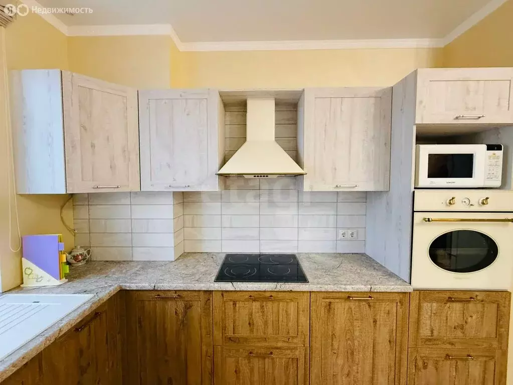 3-комнатная квартира: Энгельс, Дубовская улица, 5к1 (96 м) - Фото 1