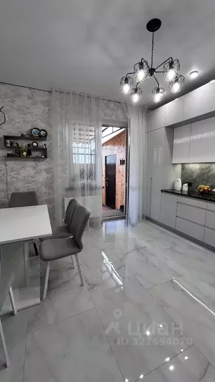 Дом в Ростовская область, Азовский район, Обильненское с/пос, пос. ... - Фото 2