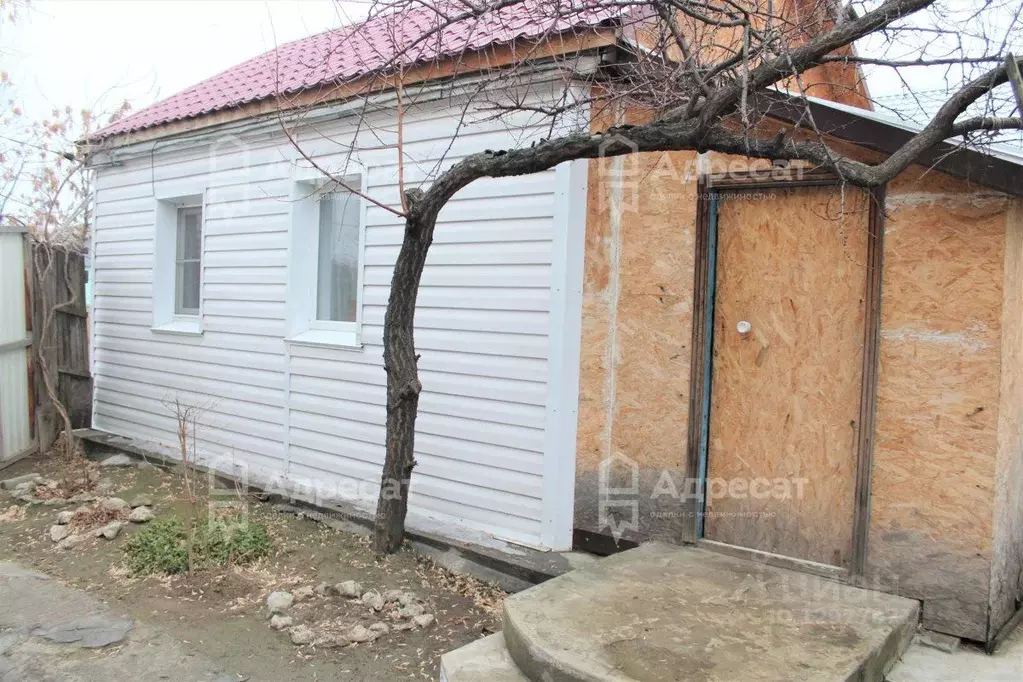 Дом в Волгоградская область, Волгоград ул. Щедрина (19 м) - Фото 1