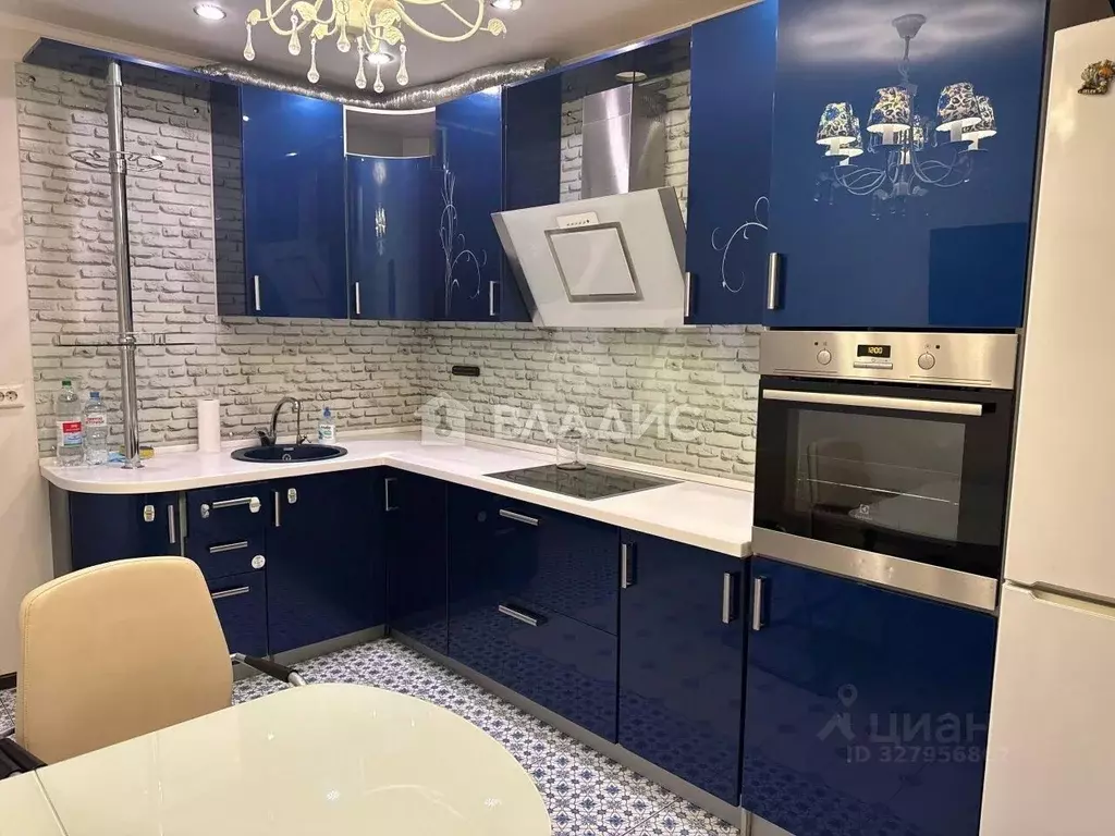 3-к кв. Московская область, Балашиха ул. Дмитриева, 20 (73.0 м) - Фото 1