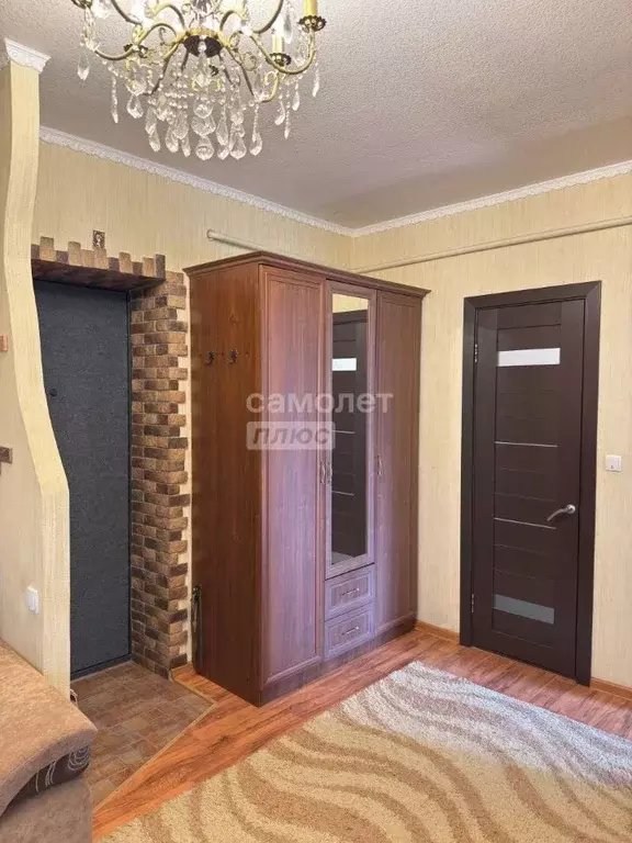 2-к кв. Воронежская область, Острогожск ул. 50 лет Октября, 188 (48.0 ... - Фото 2