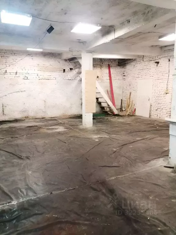 Помещение свободного назначения в Красноярский край, Красноярск ... - Фото 1