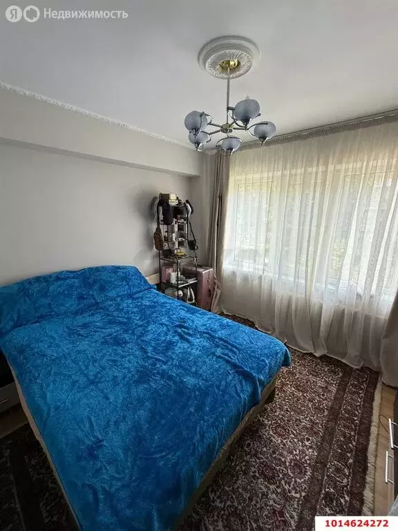 3-комнатная квартира: Краснодар, улица Селезнёва, 106 (54 м) - Фото 1