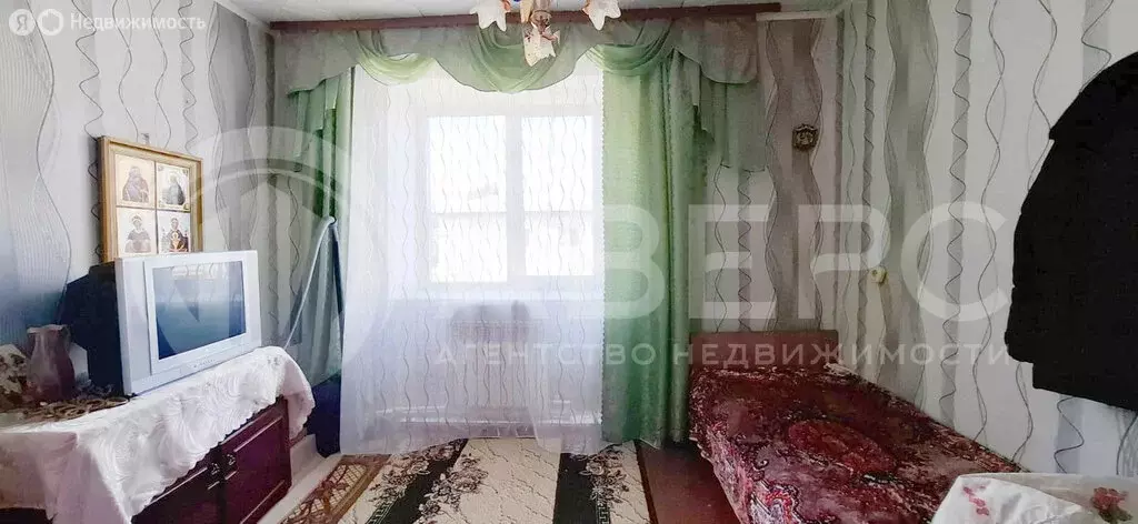 2-комнатная квартира: Красная Горбатка, Школьная улица, 24 (43.5 м) - Фото 0