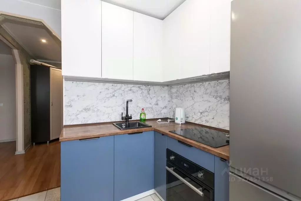 3-к кв. Новосибирская область, Новосибирск ул. Есенина, 57 (59.0 м) - Фото 1