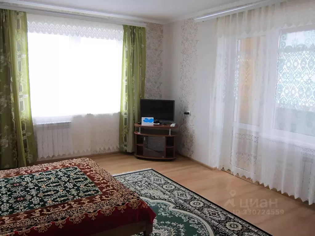 1-к кв. Севастополь просп. Октябрьской Революции, 40/11 (40.0 м) - Фото 1