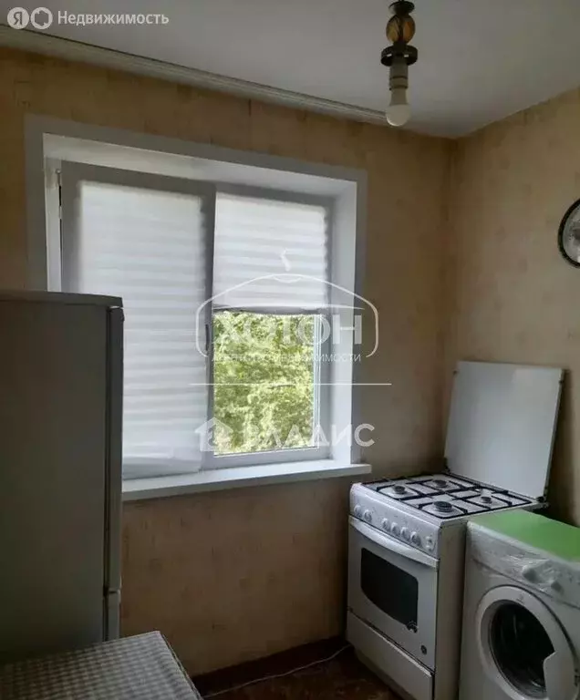 3-комнатная квартира: Элиста, 4-й микрорайон, 11 (57 м) - Фото 1