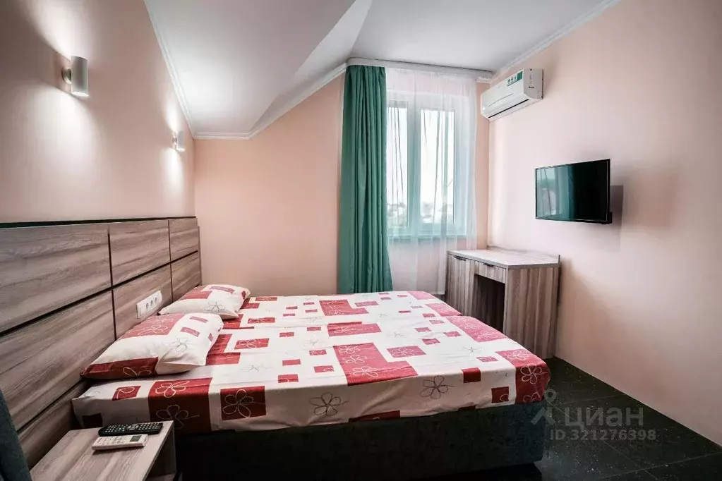 Комната Краснодарский край, Геленджик ул. Розы Люксембург, 26 (22.0 м) - Фото 1