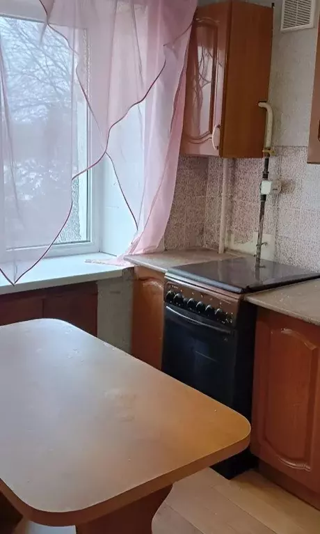 2-к кв. Омская область, Омск наб. Иртышская, 34 (45.0 м) - Фото 1