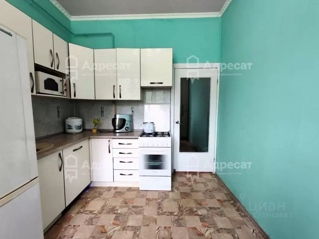 Дом в Волгоградская область, Волгоград Тросовая ул. (121 м) - Фото 1