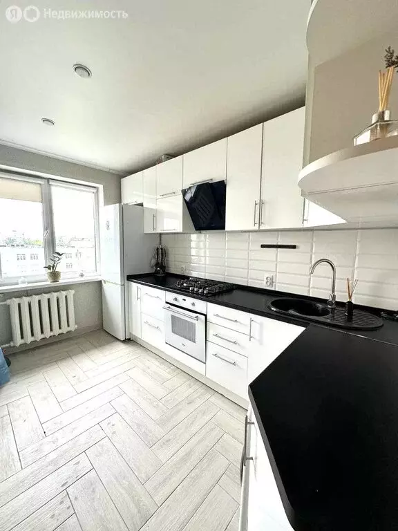 3-комнатная квартира: Брянск, Орловская улица, 24А (65 м) - Фото 0