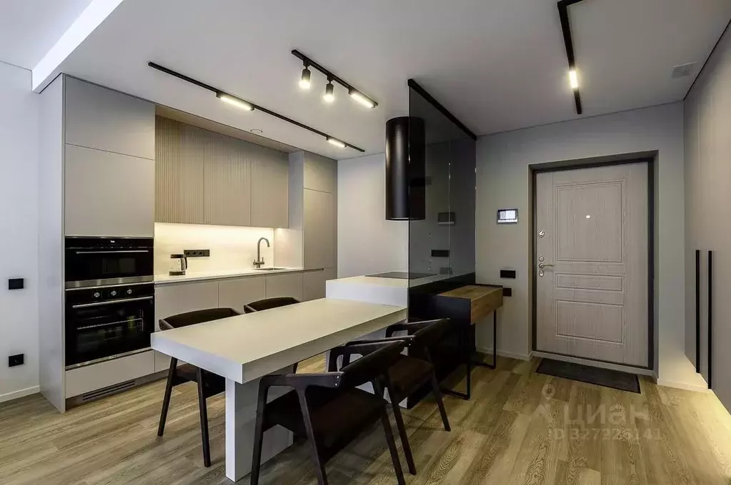 2-к кв. Свердловская область, Екатеринбург ул. Мира, 47/7 (64.5 м) - Фото 2