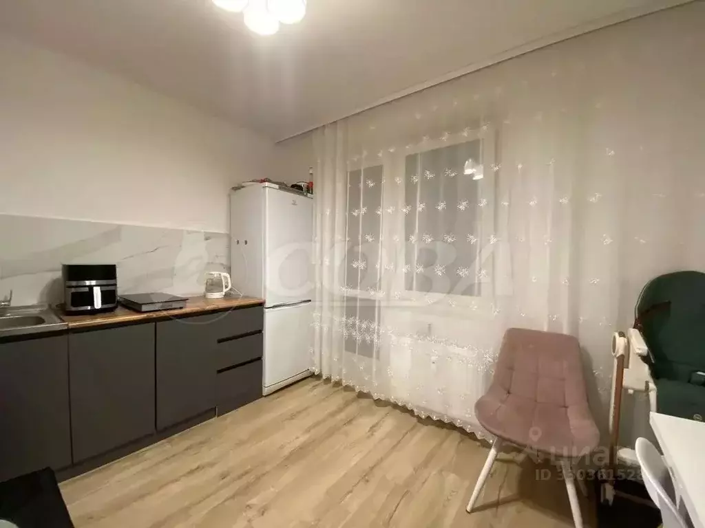 1-к кв. Тюменская область, Тюмень ул. Монтажников, 38 (37.0 м) - Фото 1