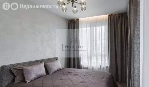 2-комнатная квартира: Екатеринбург, Базовый переулок, 52 (52.2 м) - Фото 0