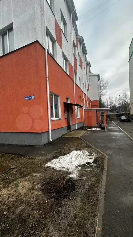 4-к. квартира, 140,5 м, 2/4 эт. - Фото 0