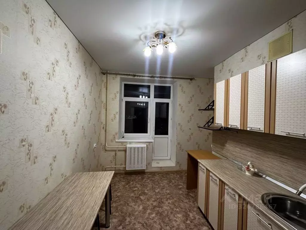 1-к кв. Татарстан, Нижнекамск просп. Химиков, 86 (46.0 м) - Фото 1
