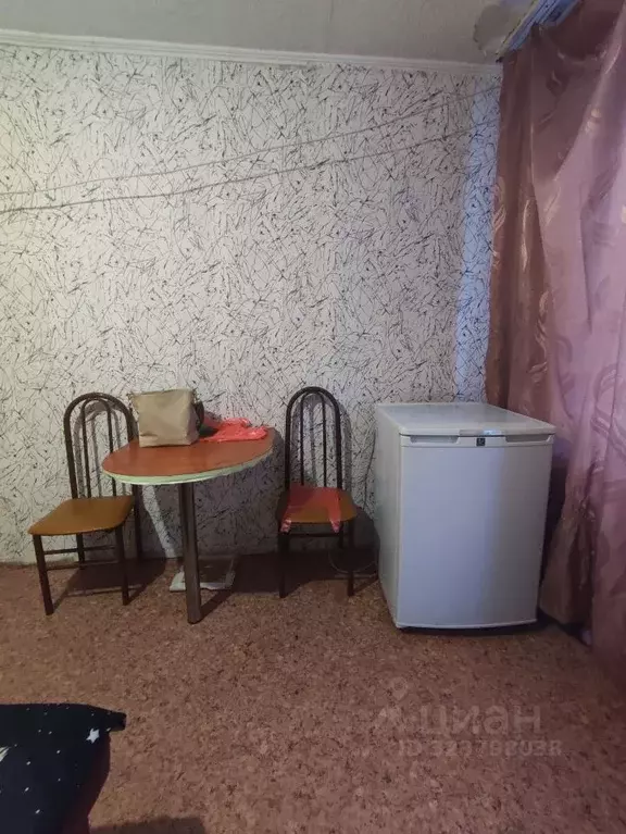 1-к кв. Кемеровская область, Кемерово ул. Ворошилова, 40 (16.0 м) - Фото 2