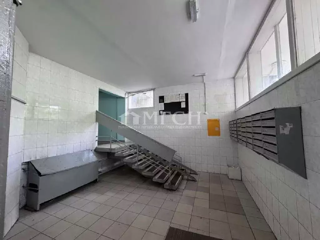 Продается комната в 3-комнатной квартире - Фото 2