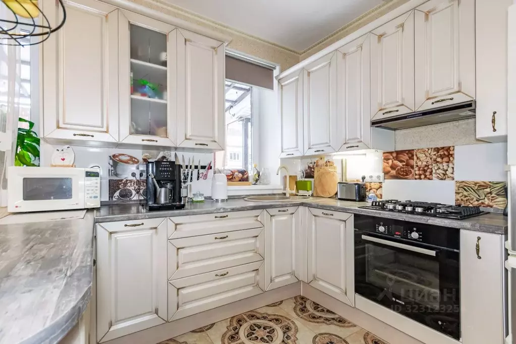 Таунхаус в Свердловская область, Екатеринбург ул. Абрикосовая, 10/7 ... - Фото 1