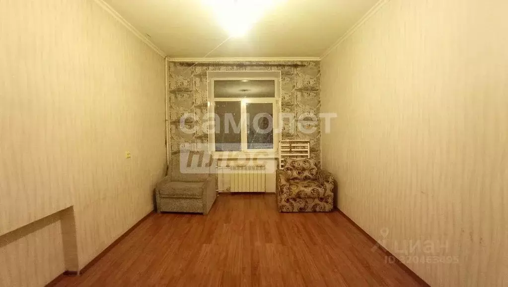 Комната Свердловская область, Екатеринбург ул. Латвийская, 18 (18.2 м) - Фото 1