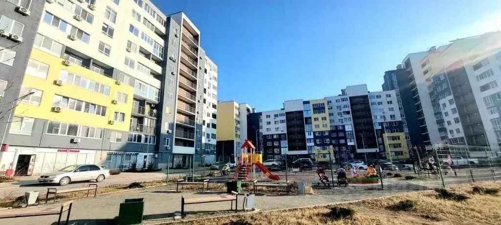 2-к кв. Крым, Симферопольский район, Молодежное пгт ул. Парковая, 2 ... - Фото 1