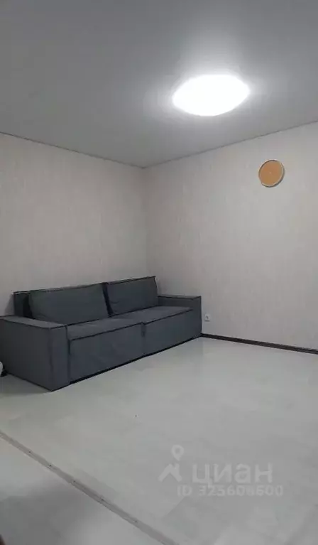 1-к кв. Татарстан, Зеленодольск просп. Строителей, 4 (42.0 м) - Фото 2