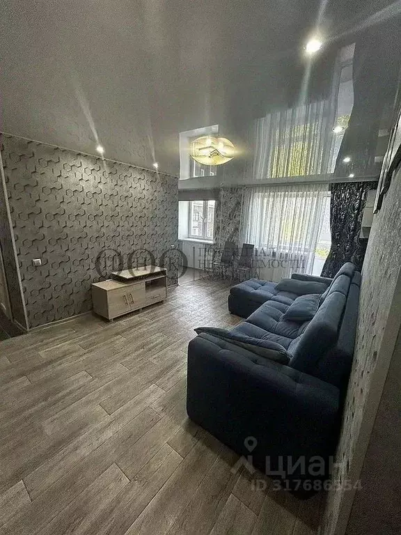 3-к кв. Кемеровская область, Кемерово просп. Ленина, 48 (57.0 м) - Фото 0