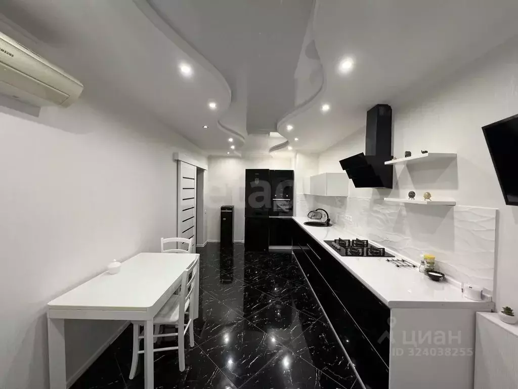 3-к кв. Саратовская область, Энгельс ул. Шурова Гора, 7/8 (80.0 м) - Фото 1