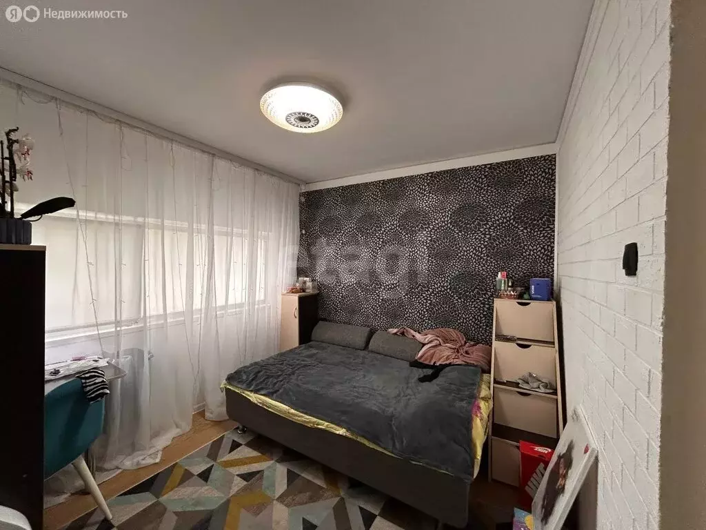 3-комнатная квартира: Севастополь, улица Генерала Мельника, 1 (66.6 м) - Фото 1