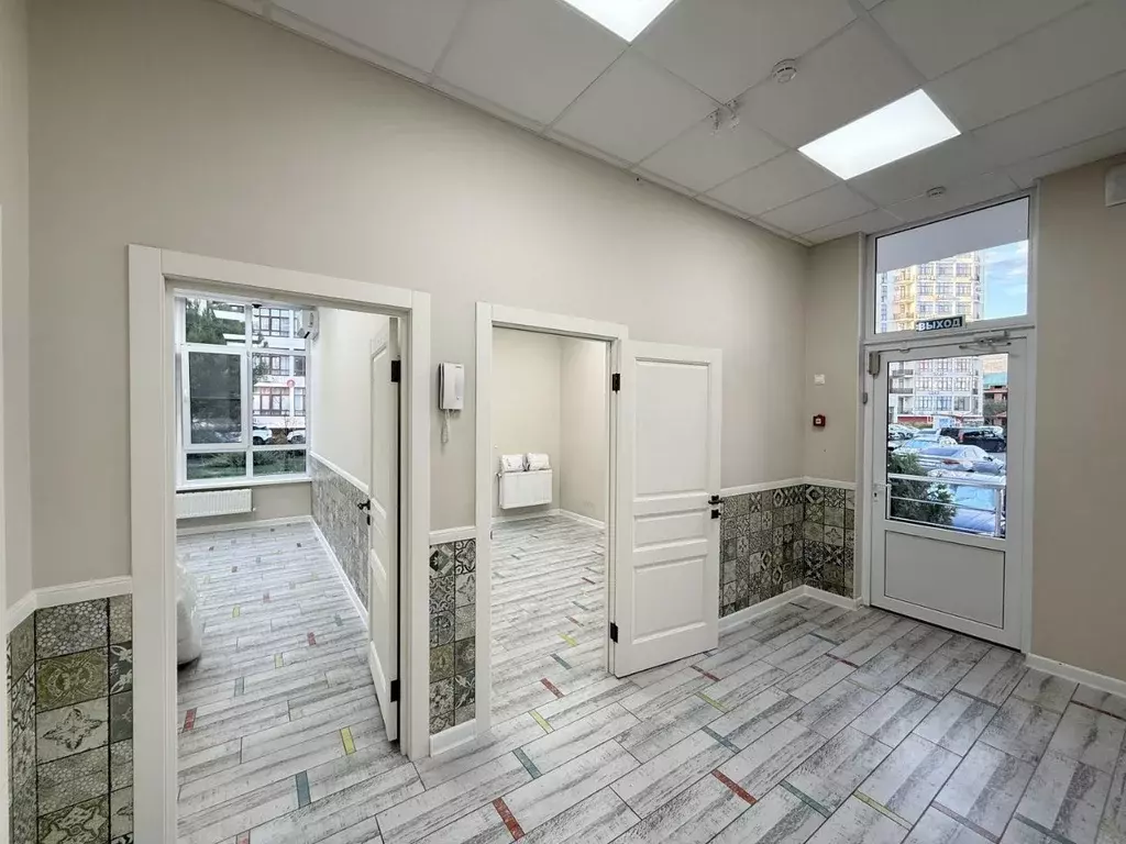 Офис в Краснодарский край, Геленджик Крымская ул., 22к12 (61 м) - Фото 2