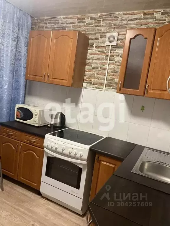 2-к кв. Красноярский край, Красноярск 9 Мая ул., 31А (49.2 м) - Фото 1