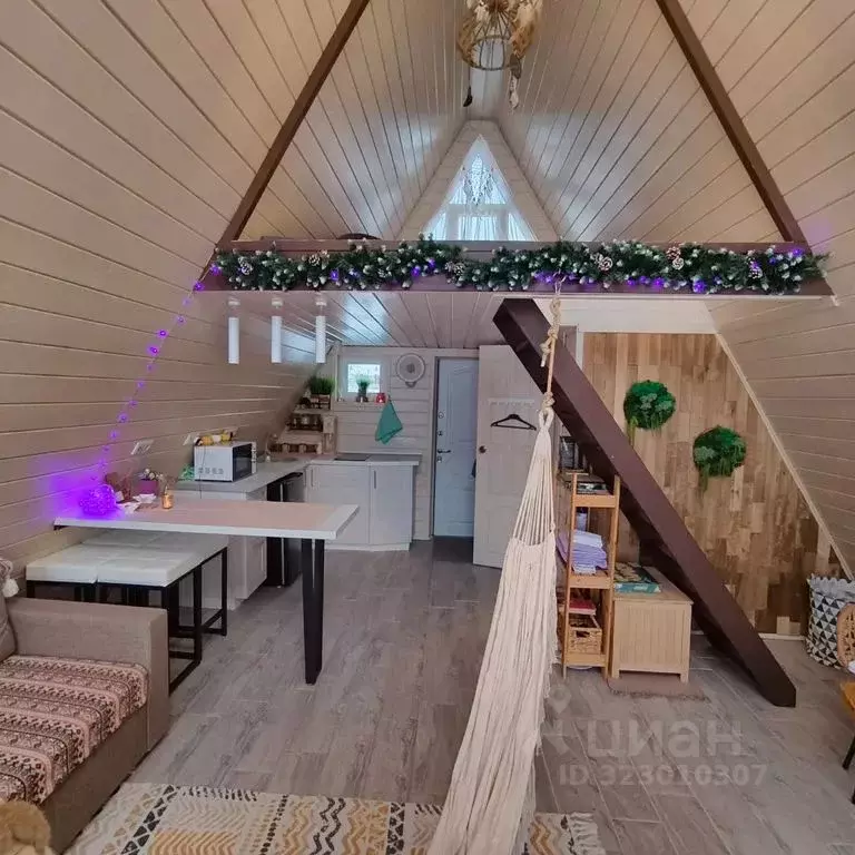 Дом в Ленинградская область, Ломоносовский район, Пениковское с/пос, ... - Фото 1