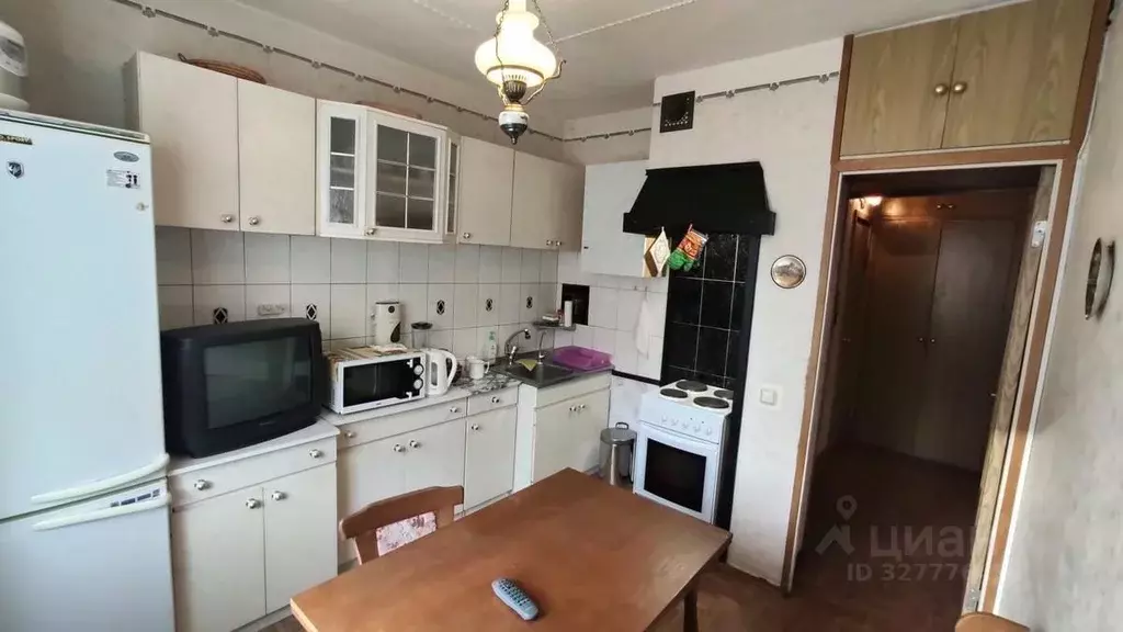 2-к кв. Московская область, Люберцы городской округ, Октябрьский пгт, ... - Фото 1