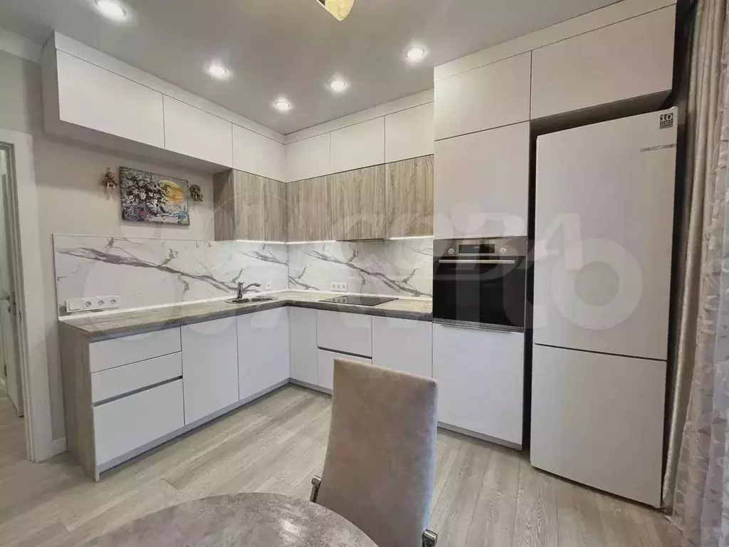 3-к. квартира, 80 м, 14/21 эт. - Фото 0