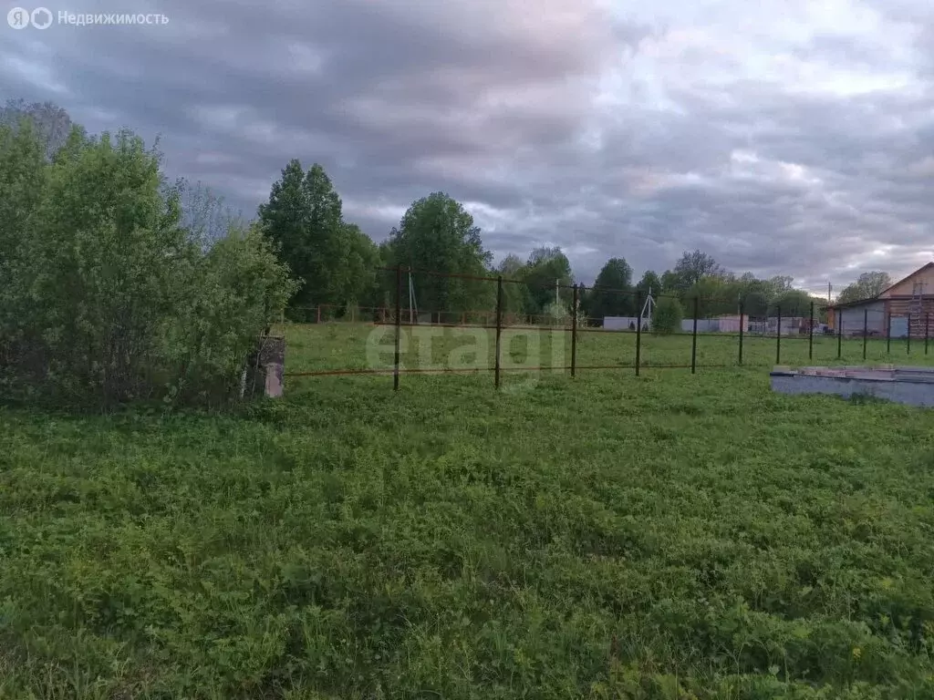 Участок в Ук, Первомайская улица (15 м) - Фото 0