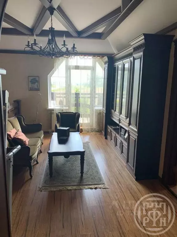 Дом в Ленинградская область, Гатчинский муниципальный округ, д. Нижняя ... - Фото 2