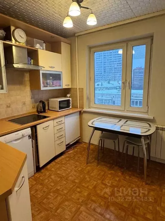 3-к кв. Свердловская область, Екатеринбург ул. Белинского, 218/1 (71.2 ... - Фото 1