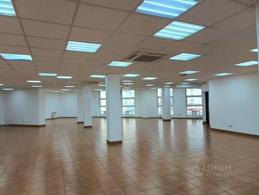 Помещение свободного назначения в Омская область, Омск просп. Мира, ... - Фото 2