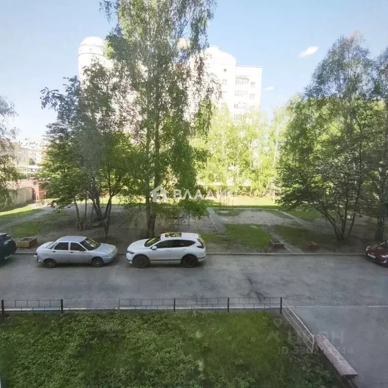 3-к кв. Алтайский край, Барнаул ул. Шумакова, 62 (62.0 м) - Фото 1
