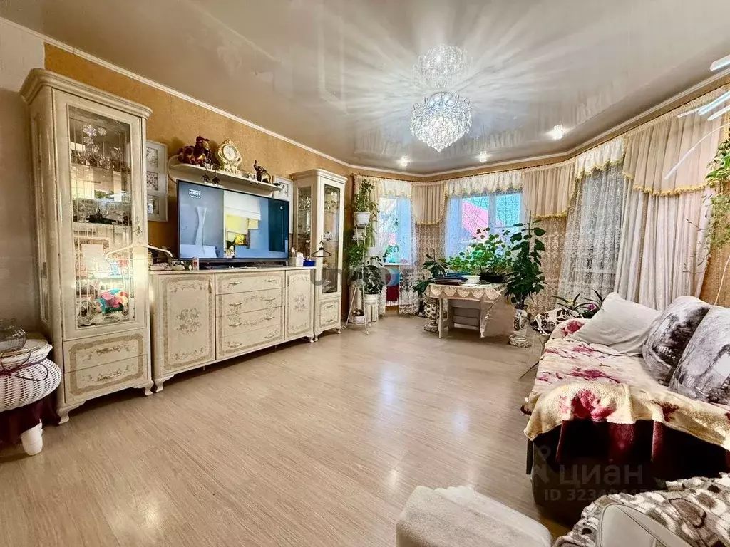 Дом в Башкортостан, Иглинский сельсовет, с. Иглино ул. Ленина (120 м) - Фото 1