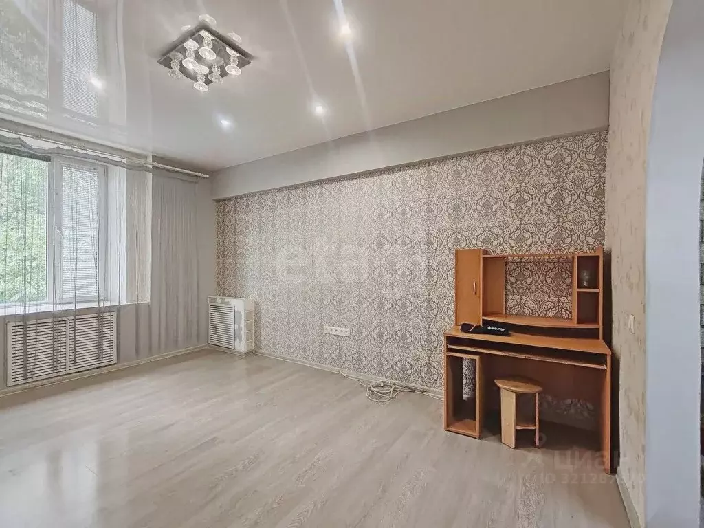 2-к кв. Кемеровская область, Юрга ул. Леонова, 17 (60.0 м) - Фото 1