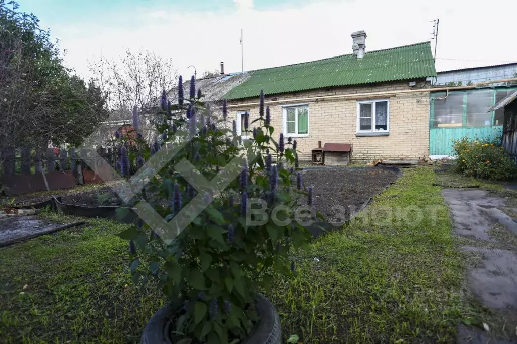 Дом в Челябинская область, Копейск пос. Козырево, ул. Октябрьская, 46 ... - Фото 0