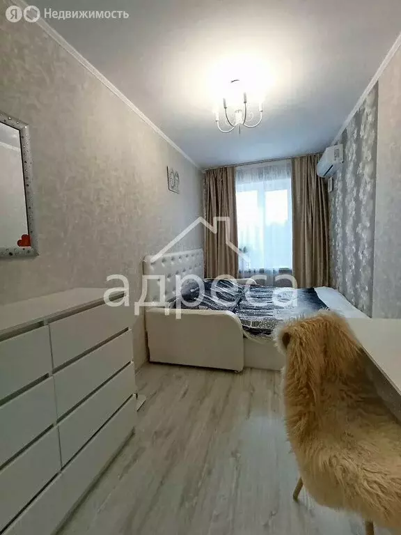 3-комнатная квартира: Самара, улица Победы, 4 (54.6 м) - Фото 1