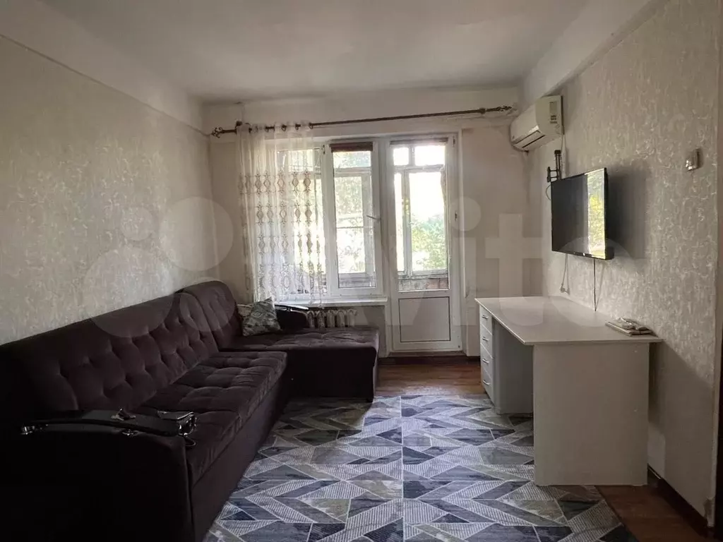 1-к. квартира, 40 м, 2/5 эт. - Фото 0