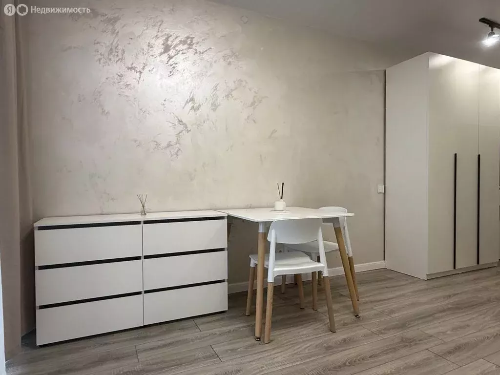 Квартира-студия: Екатеринбург, жилой район Уктус, микрорайон Светлый, ... - Фото 2